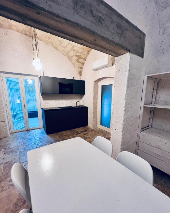 Dante'S Patio Apartment Bari Bagian luar foto